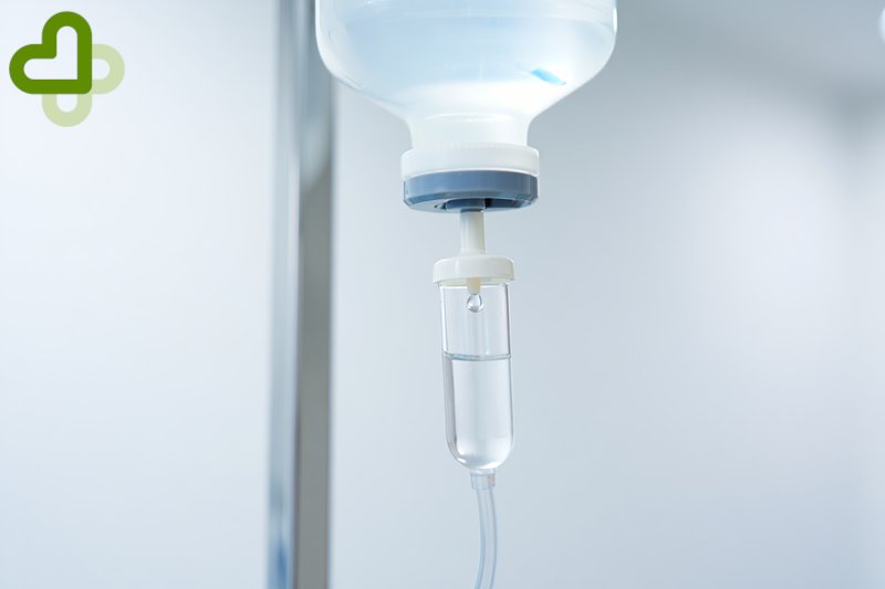 Капельница крупным планом